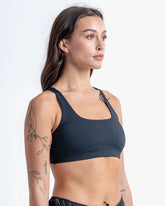 WHILE ON EARTH WOMEN'S INTENT BRA BLACK